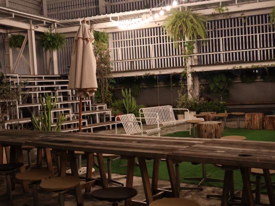 路得行旅 國際青年旅館 台中站前館優惠