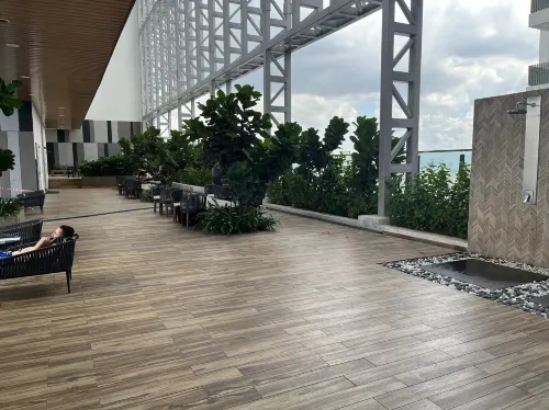 The Luxe By Infinitum by QC Area Publik Photos