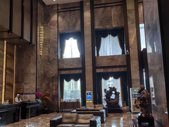 賀州澤森華美達廣場酒店優惠