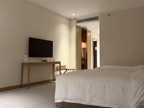 珠海粵財皇冠假日酒店優惠