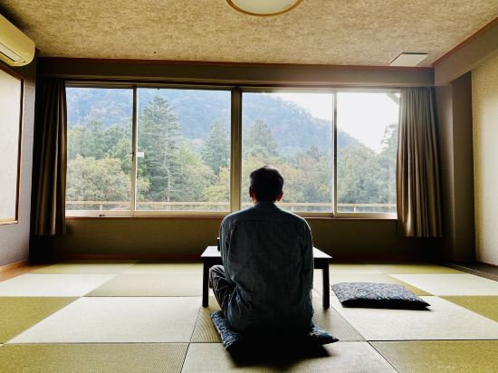 湯快リゾート 山中温泉 よしのや依緑園〈会席タイプ〉 クーポン