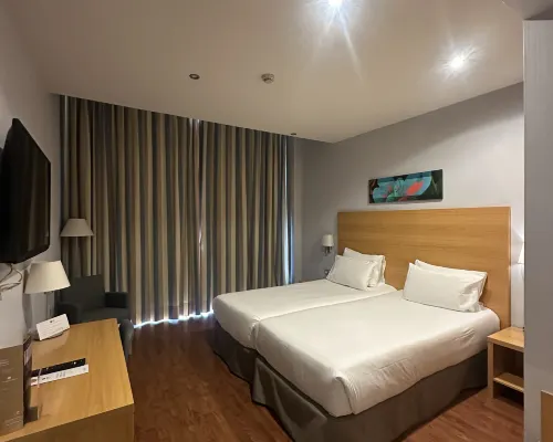 Exe Sevilla Palmera Kamar Photos