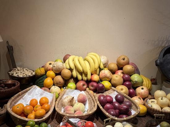 麗江石頭厝雪山度假飯店優惠