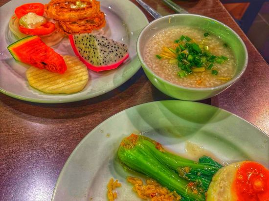 素坤逸富麗華阿索克飯店優惠