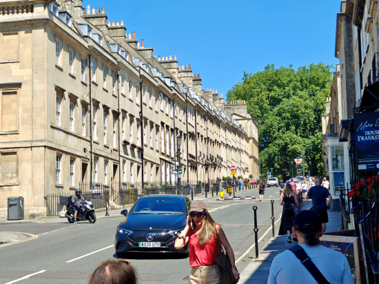 智選假日巴斯酒店優惠