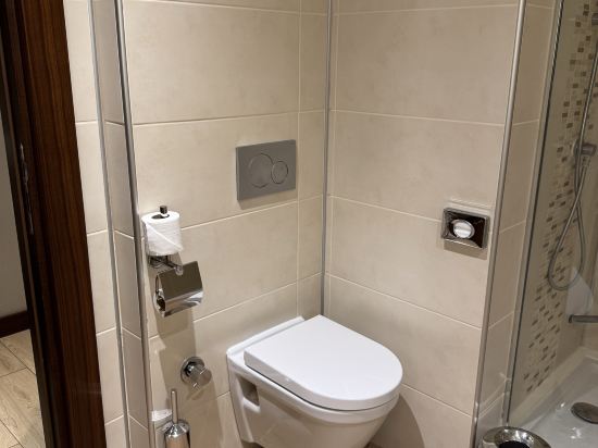 伊茲密爾貝拉克里希爾頓花園酒店優惠