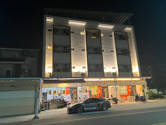 輕旅村-好客旅宿（電梯民宿）優惠