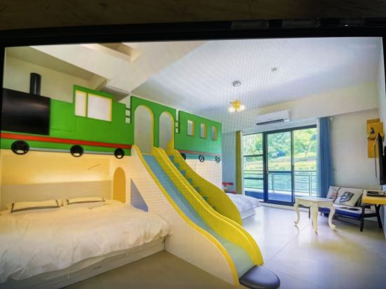 青漫童夢民宿優惠