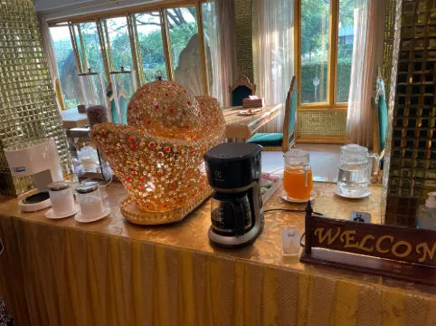 Nakaraj Princess Chiang Rai - Walking Street Photos