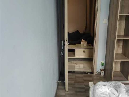 英倫精品公寓（廣州火車站三元里地鐵站店）優惠