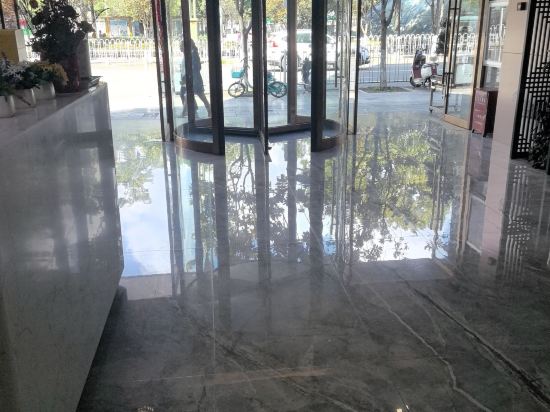 昆明鉑漫假日飯店（火車站國際會展中心店）優惠