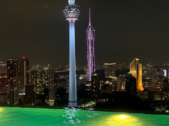 網紅泳池吉隆坡市中心雙子塔豪瑪飯店優惠