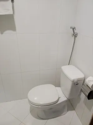 Kim Khoi Hotel Rooms Photos