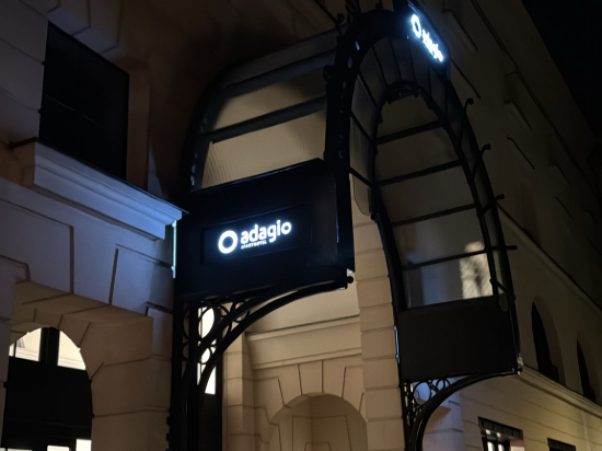塞里斯 - 歐洲之谷阿德吉奧公寓飯店優惠