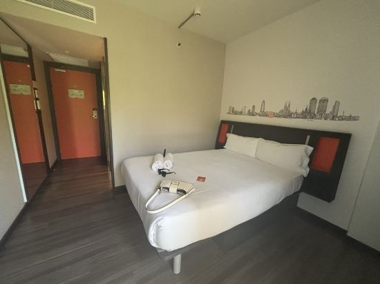 巴塞隆拿費拉便捷酒店優惠