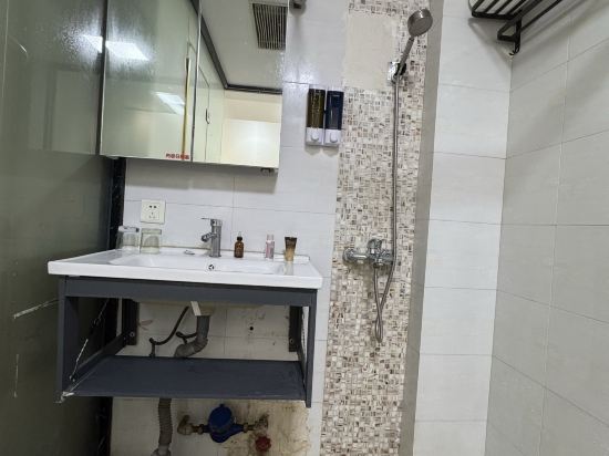 珠海立洲飯店（拱北口岸輕軌總站店）優惠