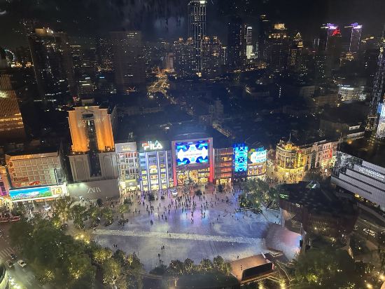 上海南京路步行街假日酒店優惠