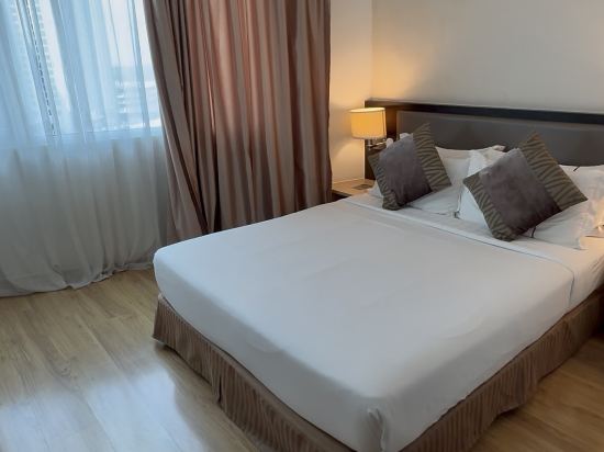 新山格拉納達酒店優惠