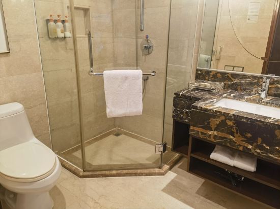 中山大信皇冠假日酒店優惠