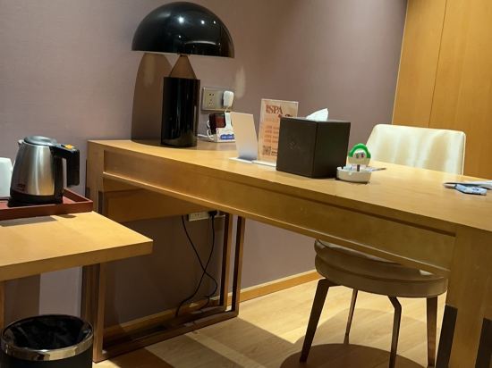 成都中心世茂睿選尚品酒店（成都春熙太古裏店）優惠