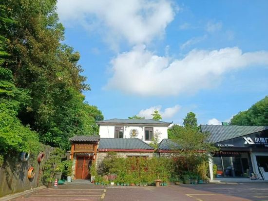 小璐智能酒店（肇慶七星巖風景區東門廣場店）優惠