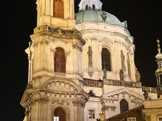 世紀古城布拉格酒店 - 美憬閣優惠