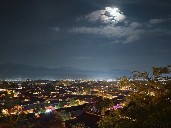 過街樓客棧（麗江古城木府店）優惠