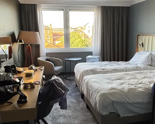 Radisson Hotel York Rooms Photos