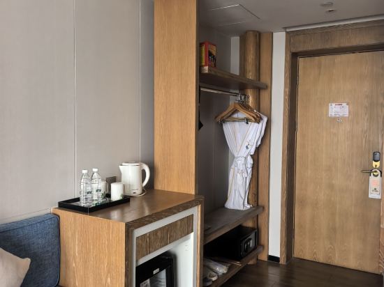 皇馬假日醉海南大酒店（海口濱海大道秀英店）優惠