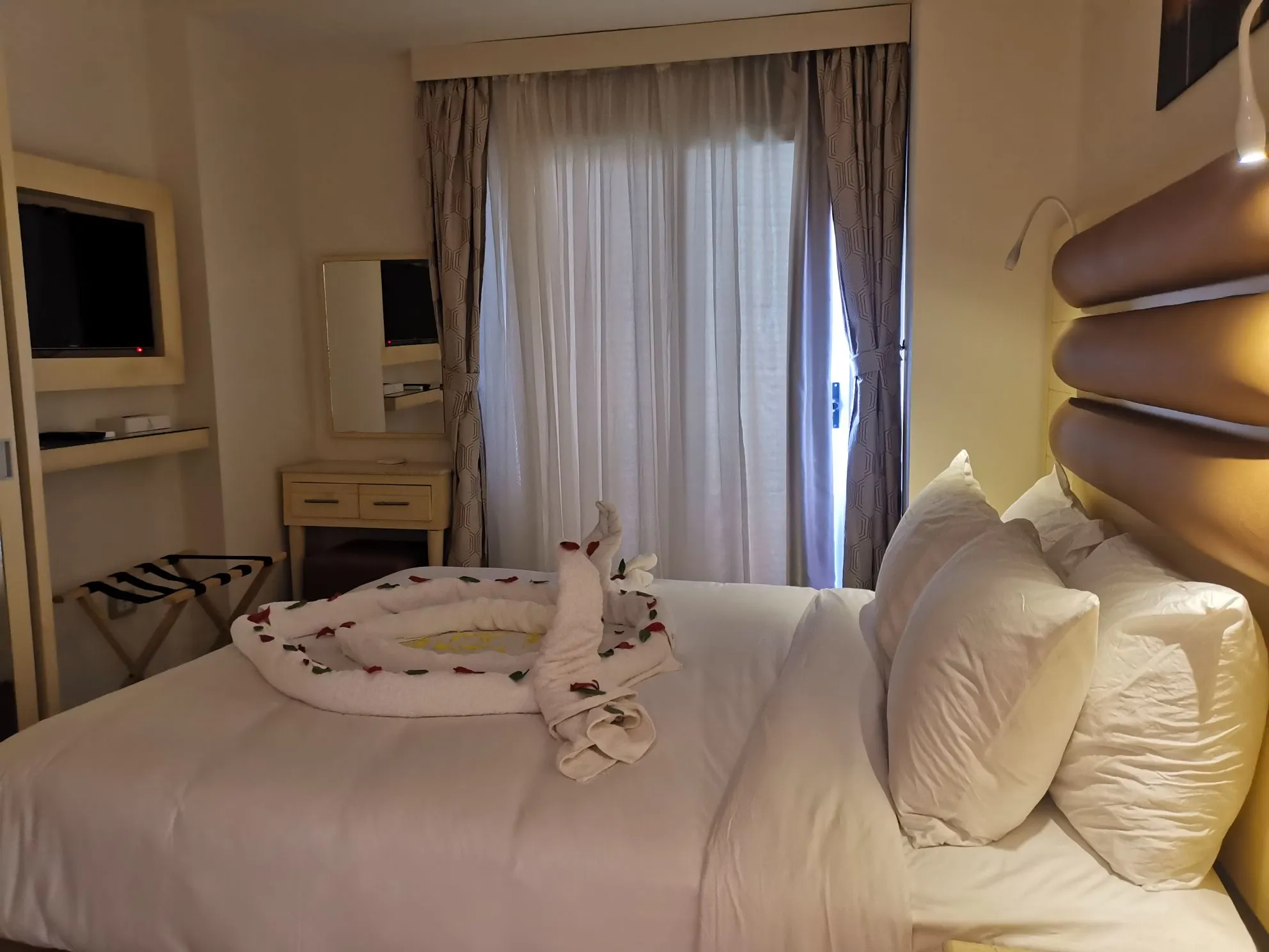 Marom Port Said Resort & Beach Zimmer Photos