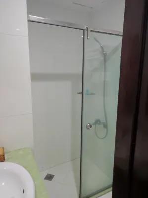 Kim Khoi Hotel Rooms Photos