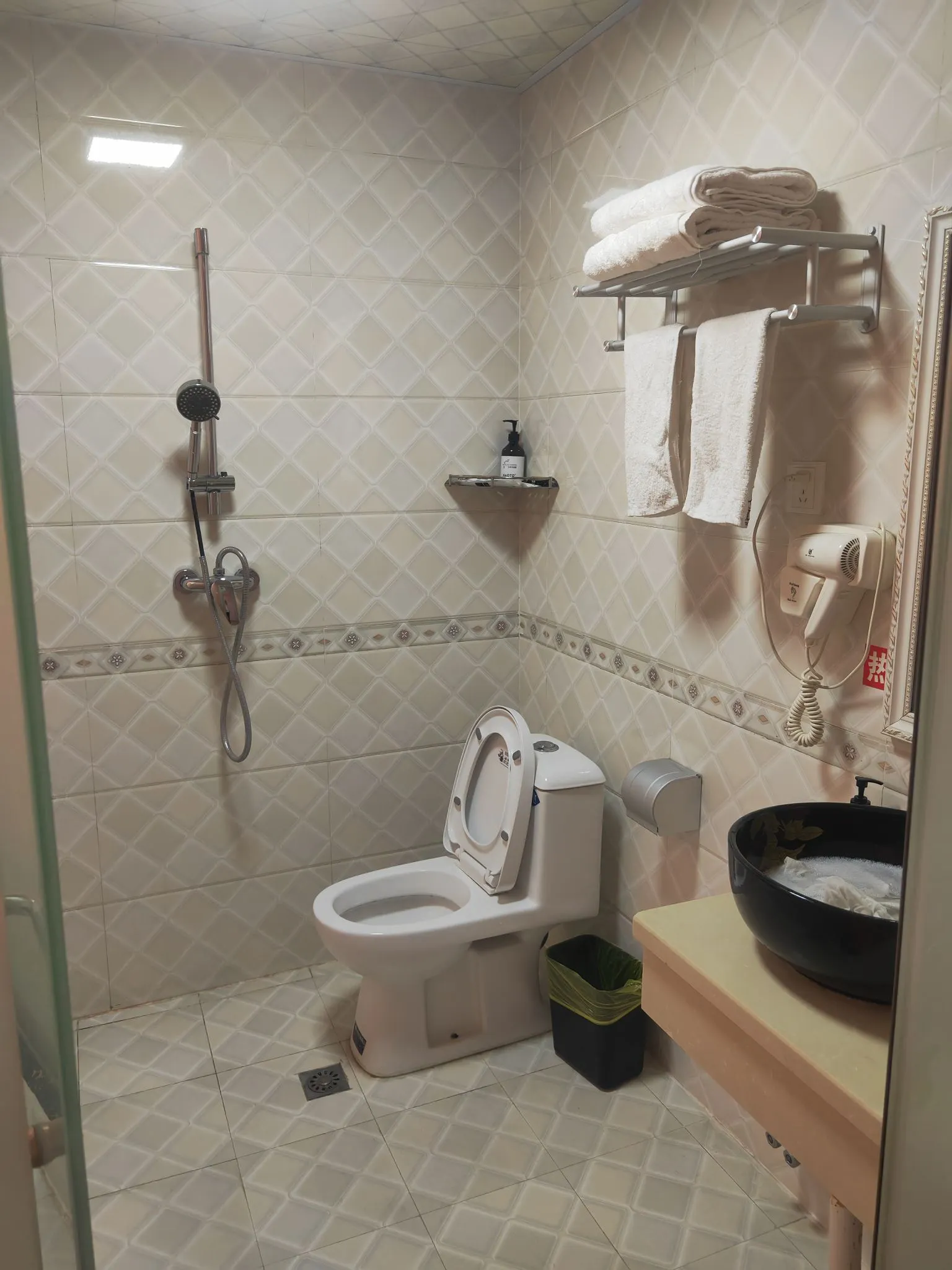 Xia Mo Inn (Zhangjiajie Tianmen Mountain Cableway Branch) Kamar Photos