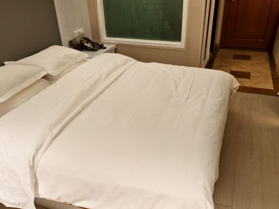 雲之行大酒店（昆明機場店）優惠