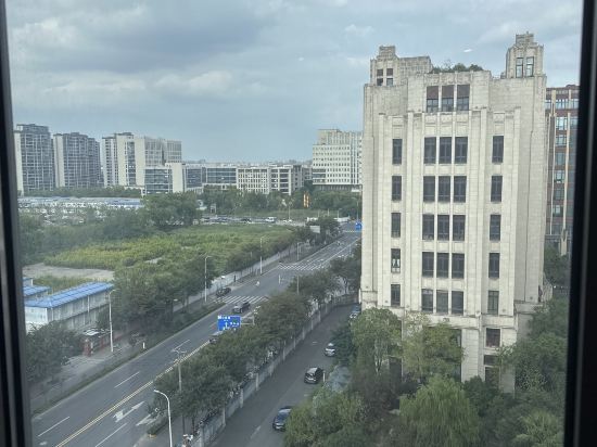 上海虹橋國家會展中心萬楓飯店優惠