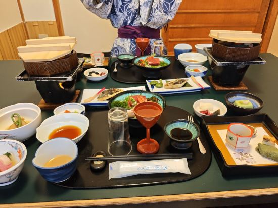 箱根強羅温泉　にごり湯の宿　桐谷箱根荘 クーポン