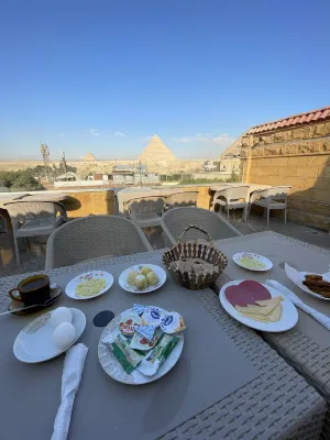 Life Pyramids Inn Photos