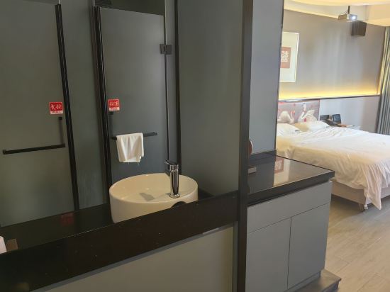 56新房酒店（海口萬國大都會店）優惠