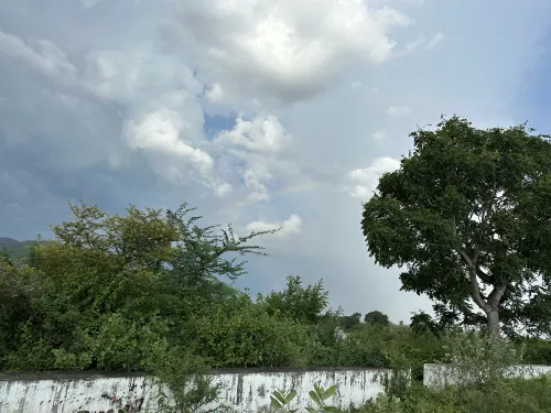 Fairfield by Marriott Bengaluru Rajajinagar Рядом с отелем Photos