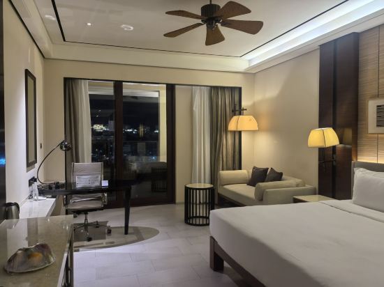 三亞中心皇冠假日酒店優惠