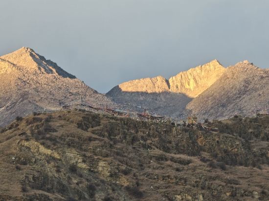 稻城雪域花園溫泉飯店優惠