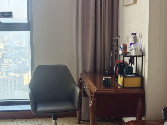 麗橙酒店·悦（貴陽大十字廣場店）優惠