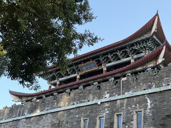 夢景望月庭院酒店（昆明南屏步行街金馬碧雞坊店）優惠