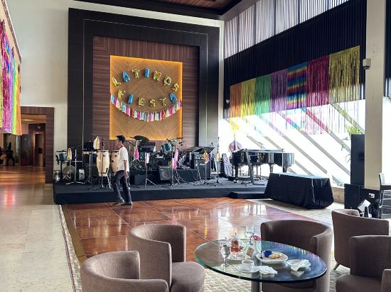 巴塔姆海景假日酒店優惠