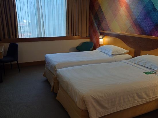 新加坡富麗華城市中心飯店優惠