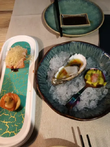 تيوليب إن بادوفا تناول الطعام Photos