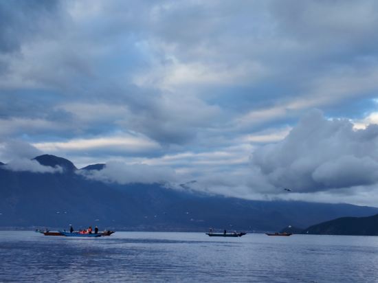 瀘沽湖青山青旅優惠