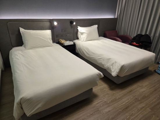 台中公園智選假日飯店優惠