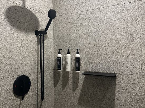 盈舍輕奢酒店（深圳東門國貿地鐵站店）優惠