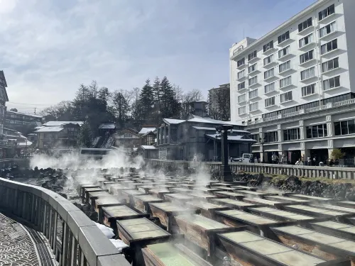 Kamenoi Hotel Kusatsu Resort(Old:Kusatsu-Onsen Hotel Resort) Рядом с отелем Photos