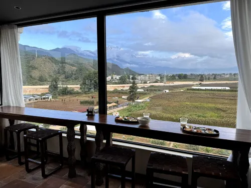 山眷雲·日照金山·田也咖啡·雪山全幅畫景飯店 公共區域 Photos